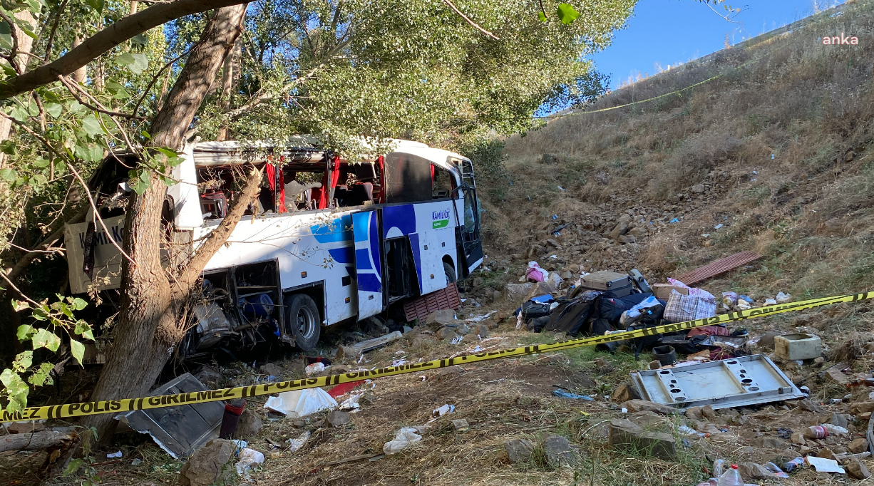Sağlık Bakanı Koca'dan Yozgat'taki korkunç kazayla ilgili açıklama