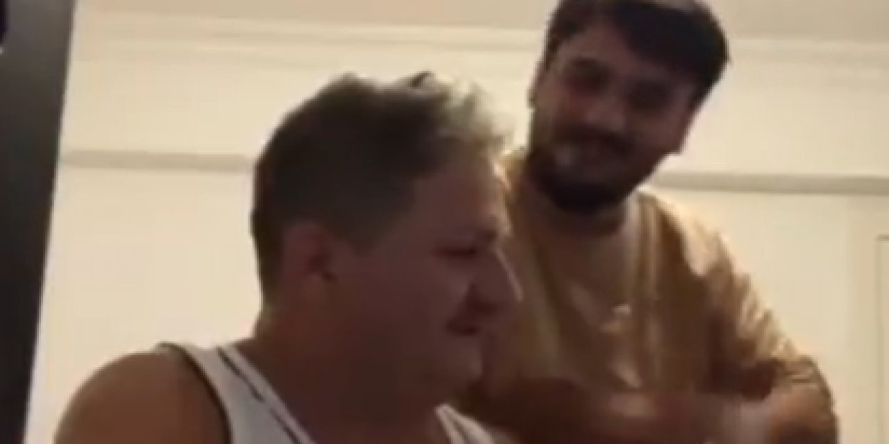 Babasının yıllar önce annesine yazdığı şiiri şarkı yaptı