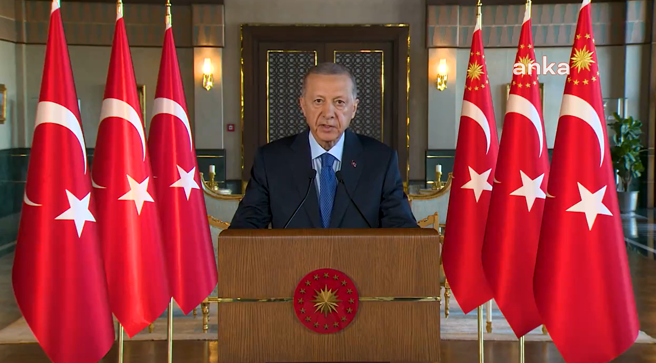 Cumhurbaşkanı Erdoğan: "Kırım dahil, Ukrayna'nın toprak bütünlüğüne desteğimizi yineliyoruz"