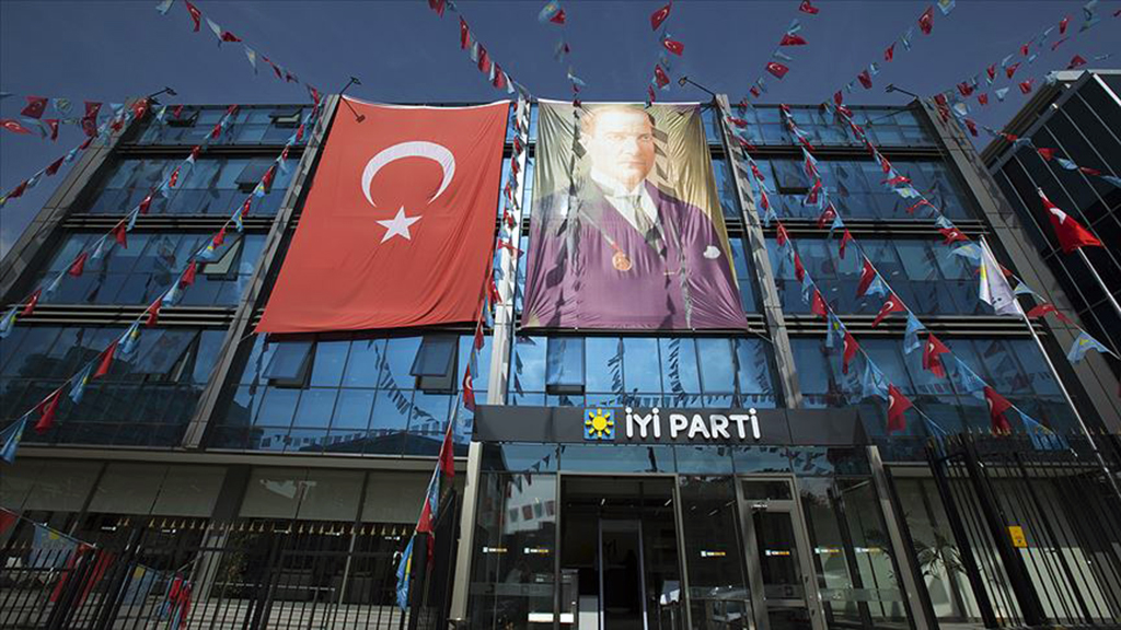İYİ Parti'den büyükşehirler ile ilgili kritik açıklama
