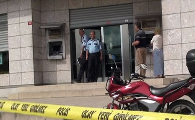 Şişli'de banka soygunu! 100 bin lira...