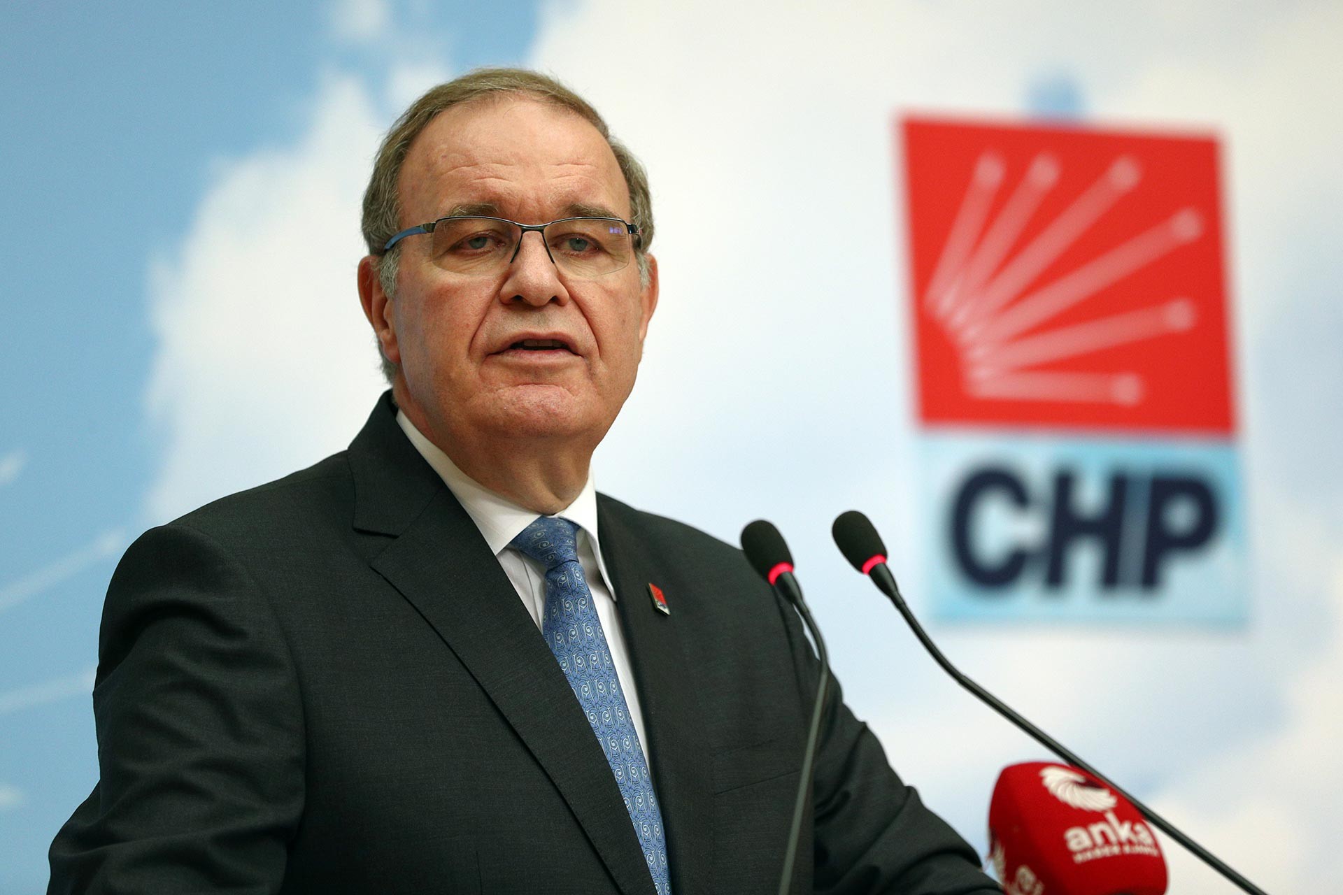 CHP Sözcüsü Faik Öztrak'tan yerel seçim çağrısı: "Bir kez daha..."