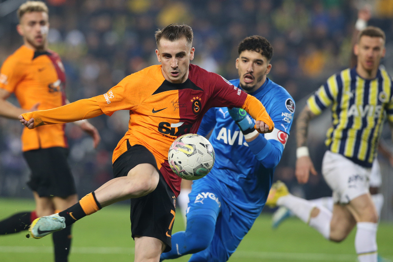 Altay Bayındır, Manchester United'ta Galatasaray'a karşı fileleri koruyacak!