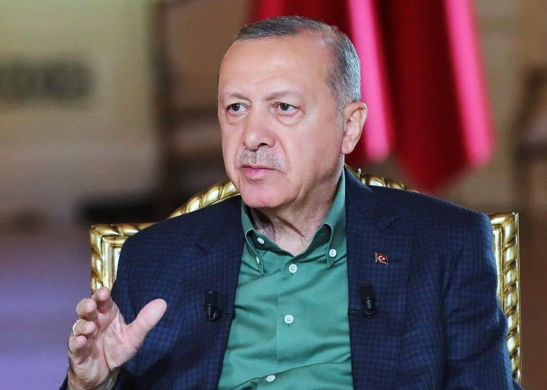 Erdoğan, Soçi dönüşü uçakta Kılıçdaroğlu ve Akşener'i hedef aldı
