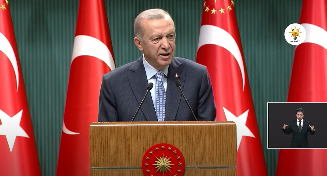 Erdoğan'dan kabine toplantısı sonrası açıklama: "Sorun ekonomik değil psikolojik"