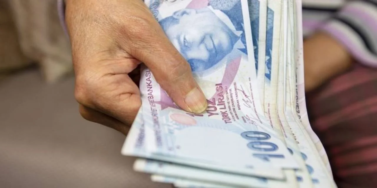 Emeklilikte yepyeni bir sistem geliyor! Uygulama için tarih verildi