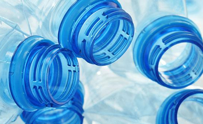 Plastik su şişeleri tehlike saçıyor