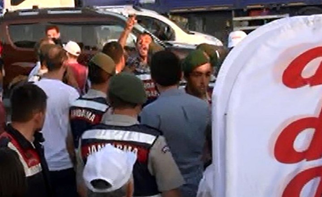 Adalet Yürüyüşü'ne bir provokasyon girişimi daha