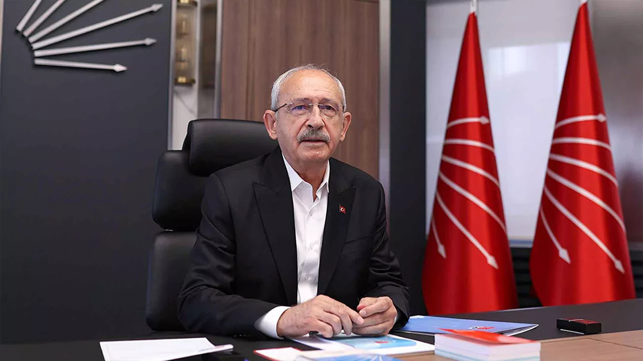CHP tarihinde bir ilk: Kemal Kılıçdaroğlu'na siyasi yasak talebi!