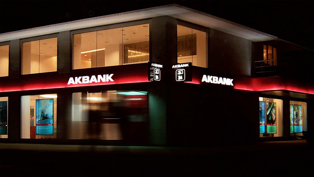 Akbank'tan ihtiyacı olanlara kredi müjdesi! Anında 100.000 TL hesabınızda