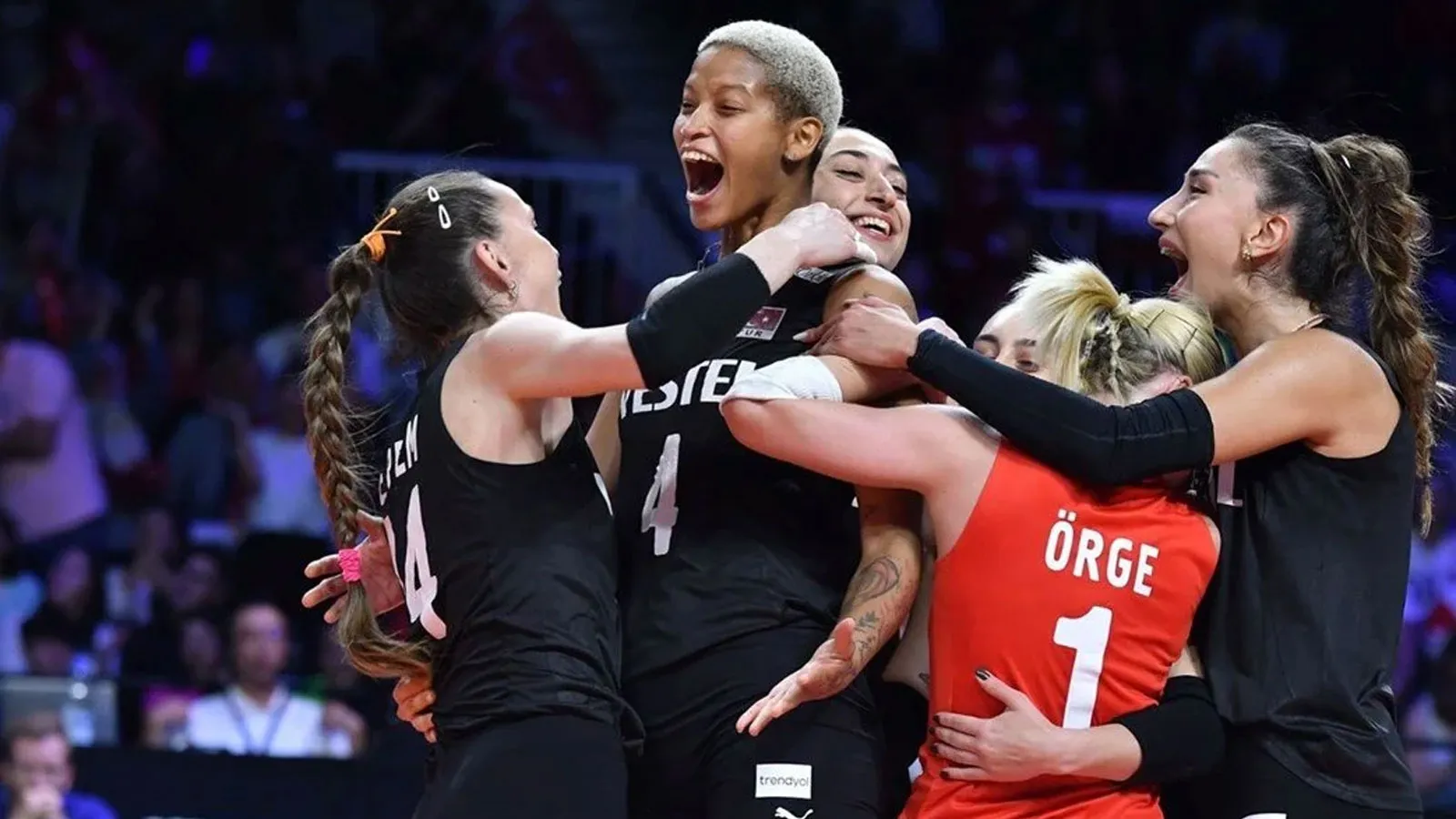 Filenin Sultanları olimpiyat yolunda 4'te 4 yaptı