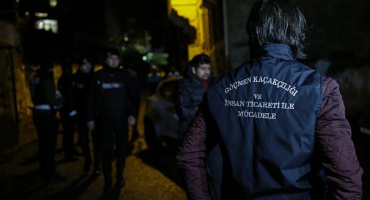 Göç İdaresi Başkanlığı duyurdu! Suriyeliler için yaptırım süreci başlıyor