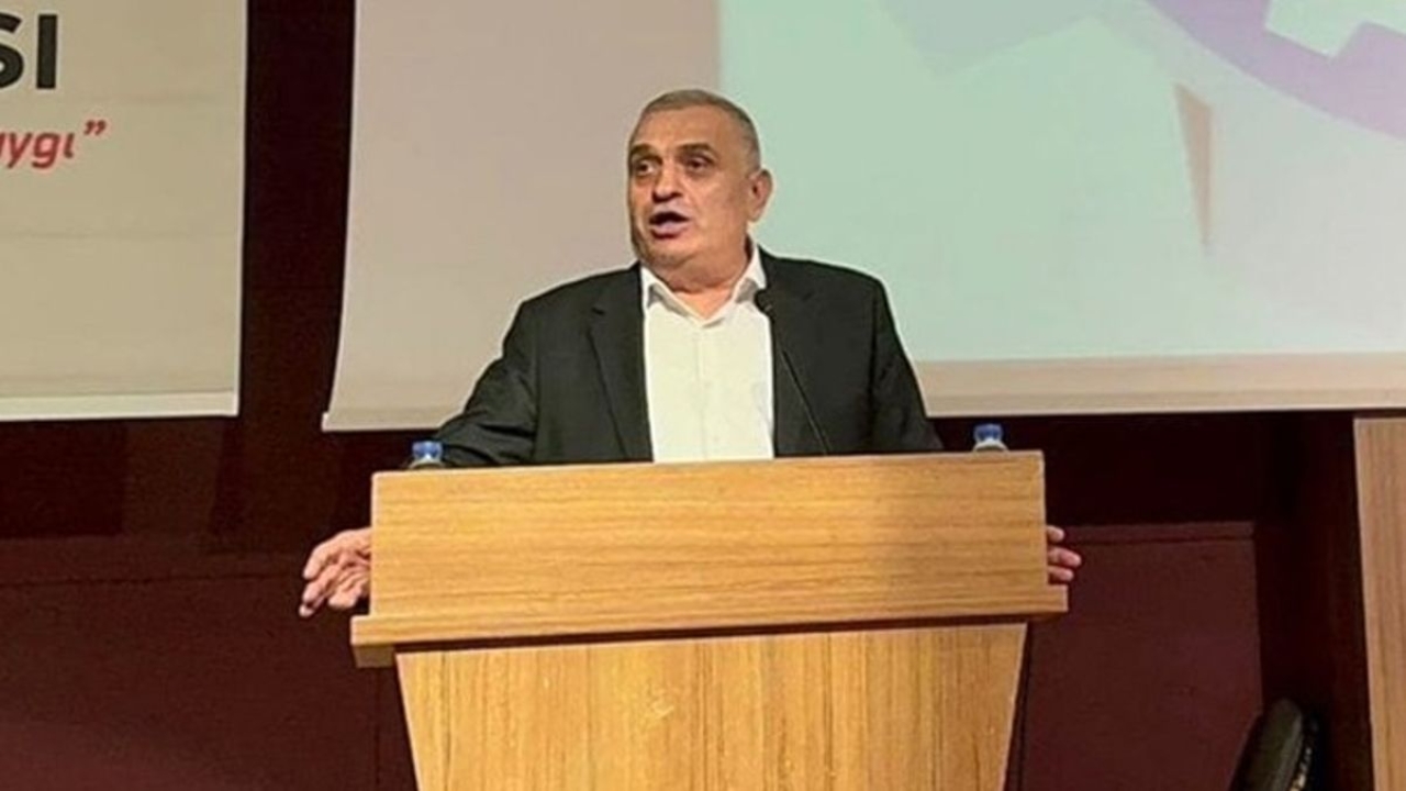Sendika yöneticisi: "EYT'yi cebine koyan arkadaşımızın g.tü başı oynamaya başladı"