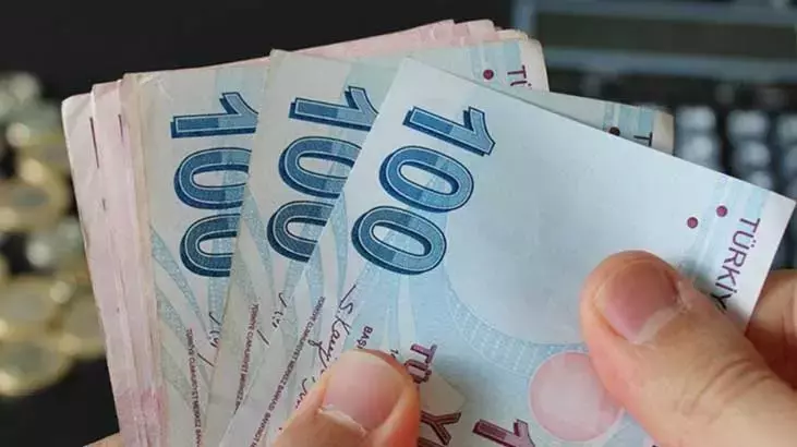 Birikmiş parası olanlar dikkat! Mevduat faiz oranları rekora koşuyor! İşte en yüksek faiz veren bankalar