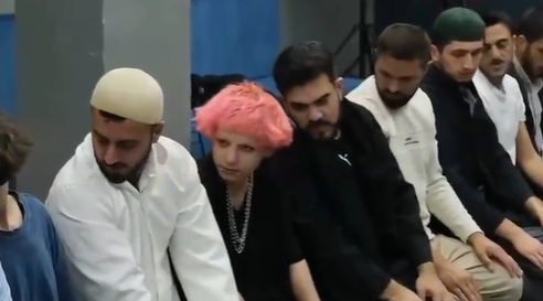 Zebani Efe, Müslüman oldu