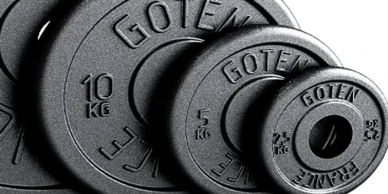 Penisine fitness yaptırmak isteyen adam kaldırıp indirirken hastanelik oldu