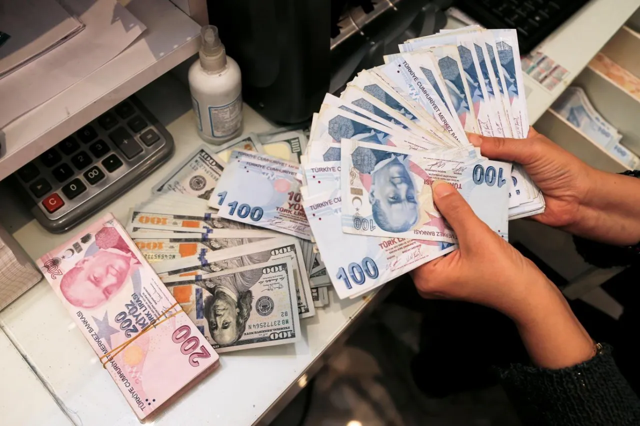 Ve tarih belli oldu! Emekliye çifte zam! 2024 SSK ve Bağkur Ocak emekli maaş zammı ne kadar