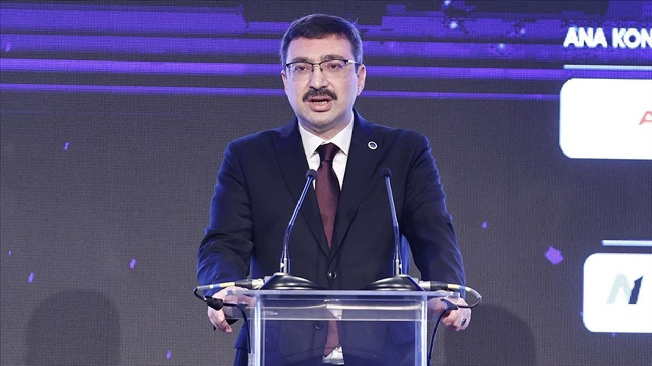 SPK başkanından borsa yatırımcılarına uyarı: "Tüyo ile değil tablo ile..."