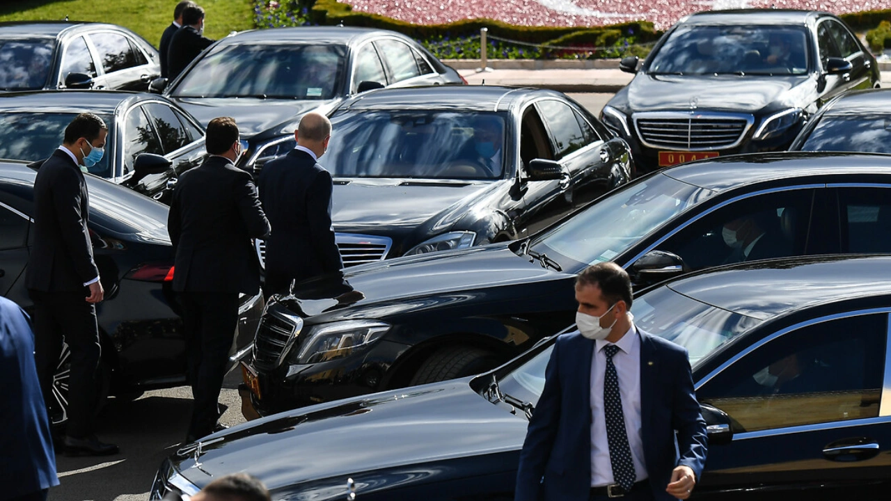Meclis’e gelen ziyaretçilerin araçla girişine sınırlama