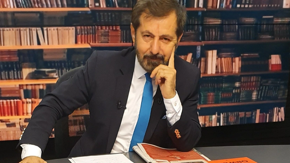Halk TV programcısı Serhan Asker gözaltına alındı