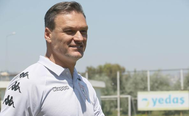 Samsunspor teknik direktörü Özalan: Savaşan oyuncu alacağız