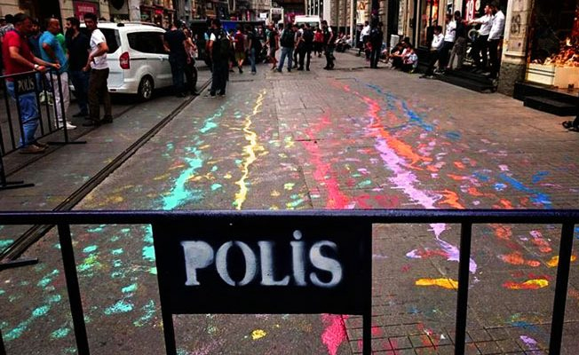 Yarın Taksim'de yapılması planlanan 'Trans Onur Yürüyüşü' ne izin çıkmadı