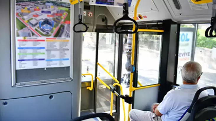 İstanbul'da 65 yaş üstü ücretsiz toplu taşıma kalkıyor mu?