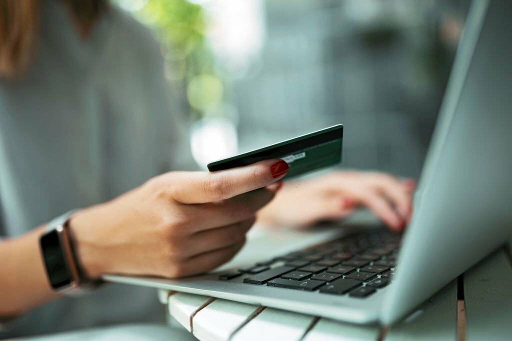 Kredi kartı borcu olanlar dikkat! Bankalar herkesten bu parayı kesecek