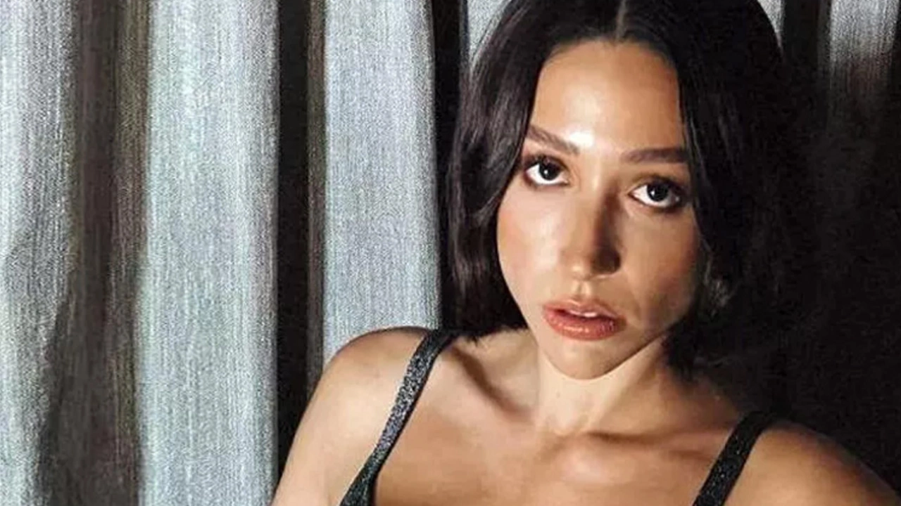 Zeynep Bastık, İsrail-Filistin savaşı nedeniyle iptal edilen etkinlikler için isyan etti: "Beklenen tek şey, insanların emekler verdiği işlerinin iptal edilmesi mi olmalı?"