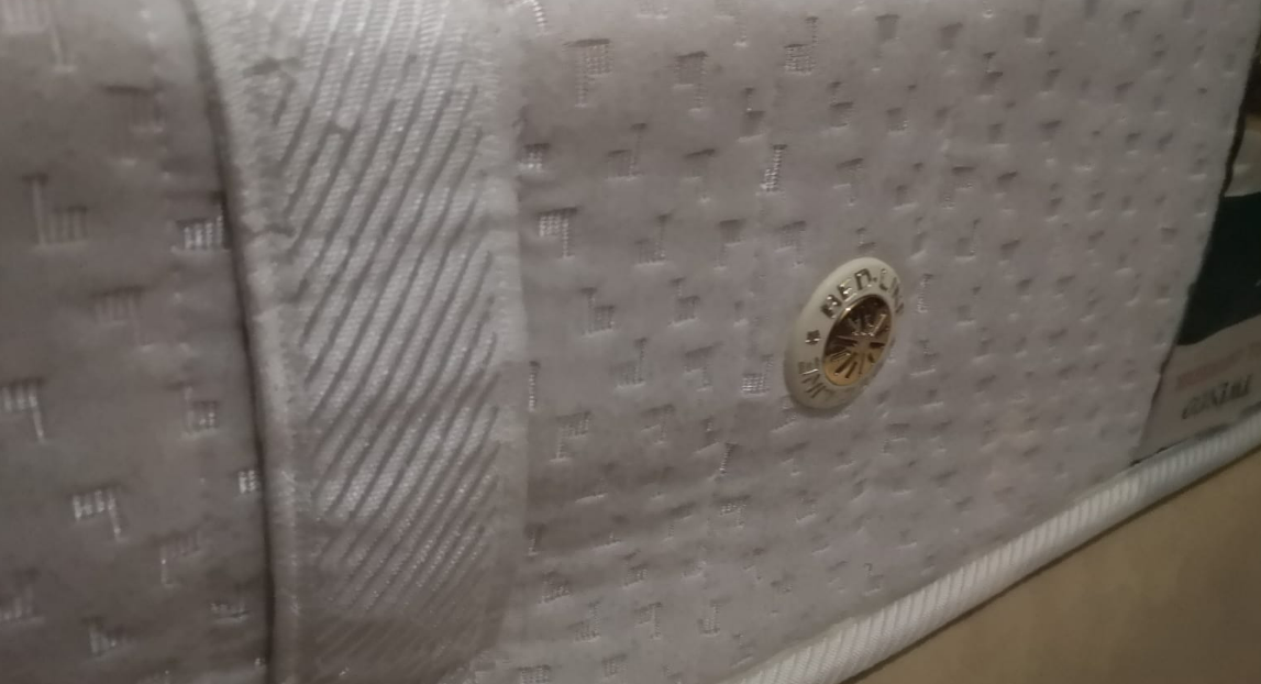Yataktaki deliğin ne işe yaradığı ortaya çıktı