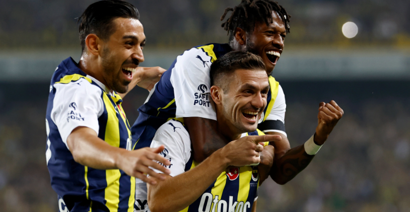 Fenerbahçe fırtına gibi! Kadıköy'de şampiyonluk şarkıları