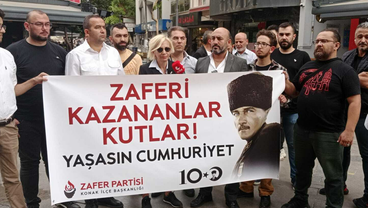 Cumhuriyet'in 100. yıl kutlama etkinliklerini iptal eden TRT protesto edildi! Zafer Partisi: "Zaferi kazananlar kutlar"