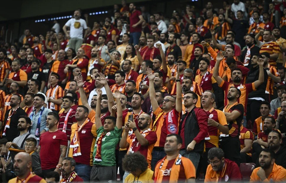 Galatasaray-Bayern Münih maçı Alman basınında yer buldu: "132 desibel mega ıslık konseri"