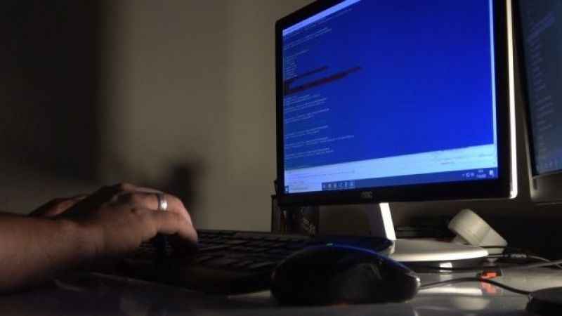 O internet sitesi el değiştirdi