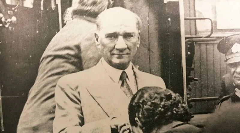 Atatürk'ün 29 Ekim'de Cumhuriyeti ilan ettikten sonra başına gelen bu olayı ilk kez duyacaksınız