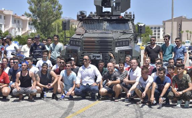 Kemer'de modifiye araç festivali!
