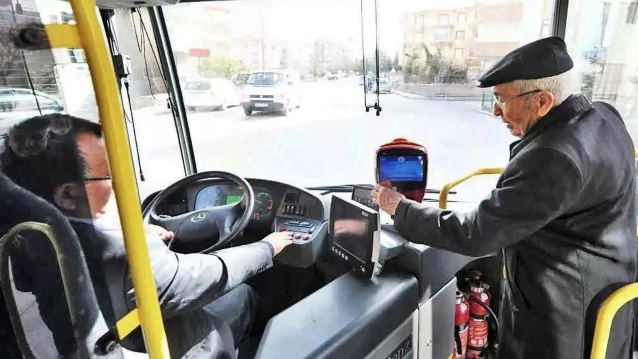 O kentte 65 yaş üstüne ulaşım tamamen ücretsiz oldu