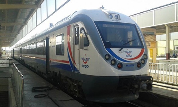 TCDD 8 ilde personel alımı yapıyor! Duyan koşuyor