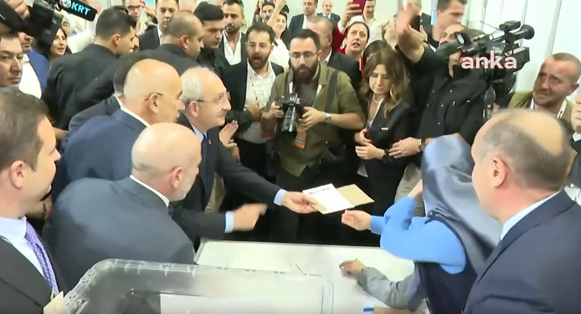 Kılıçdaroğlu, Ekrem İmamoğlu ve Mansur Yavaş CHP Kurultayı'nda oylarını kullandı
