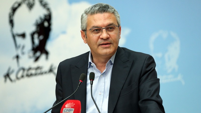 Özgür Özel'in listesine karşı Oğuz Kaan Salıcı’nın 'anahtar listesi' de ortaya çıktı