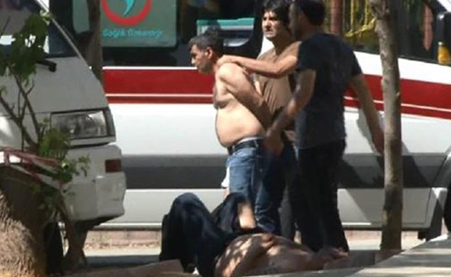 Sancaktepe'de polisle soygunucu arasında çatışma!
