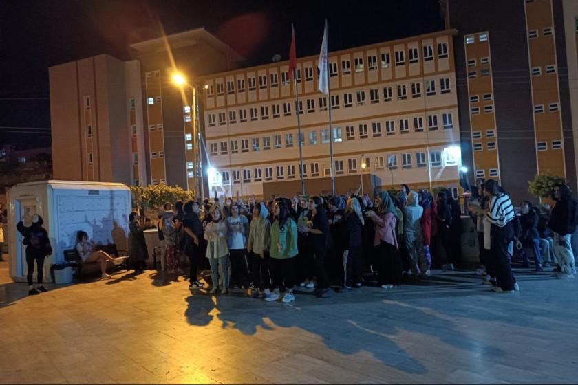 Zeren Ertaş için protesto eylemi düzenleyen öğrencilere soruşturma