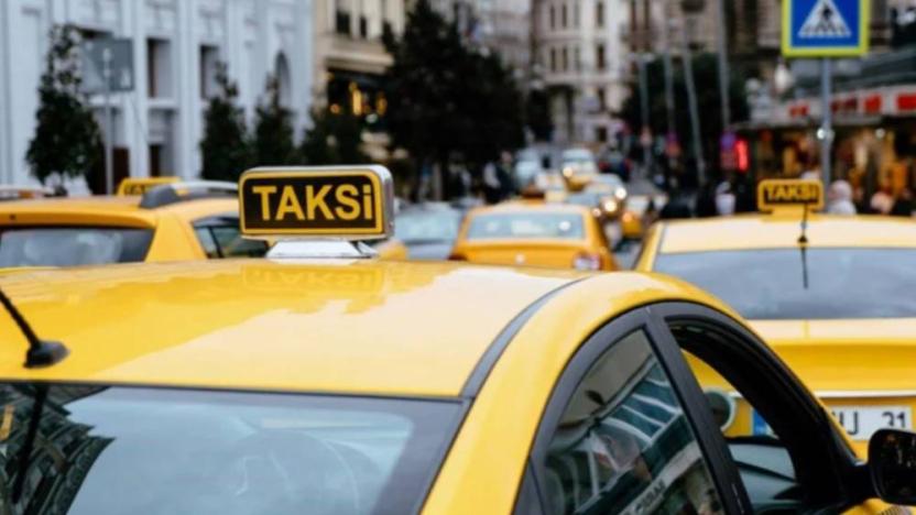 Taksi ücretlerine zam talebine İBB'den yanıt