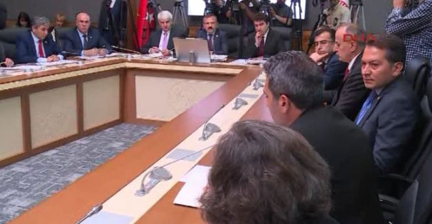 Milli Savunma Komisyonu'nda tartışma çıktı