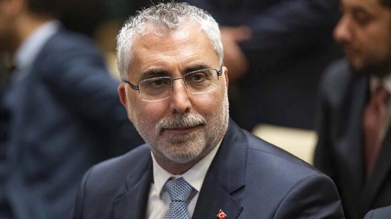 Cebinizi, banka hesaplarınız bir daha kontrol edin! Bakan Işıkhan: "Ülkemizde aşırı yoksulluk veya açlık sınırı içinde yaşayan kişi yok"