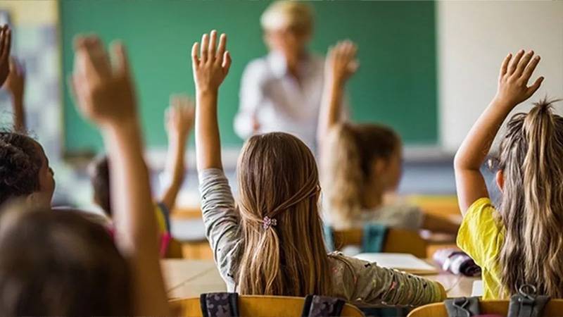 20 milyon öğrenci ders başı yaptı! Yarıyıl tatili ne zaman? Ara tatil hangi tarihlerde?