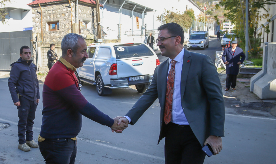 Komünist Başkan'a Tunceli Valisi'nden ziyaret! Bir ilk...