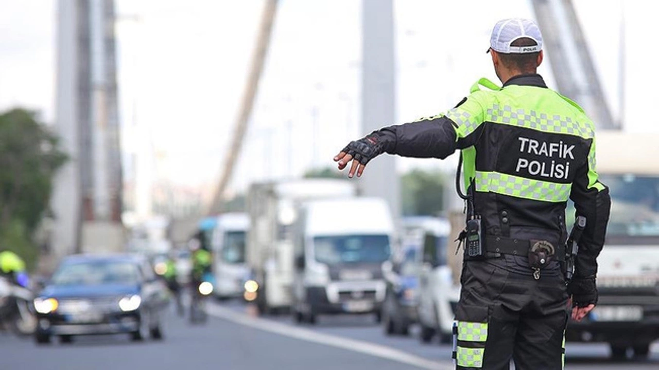 Araç sahipleri dikkat! Zorunlu uygulama başladı, ağır cezası var