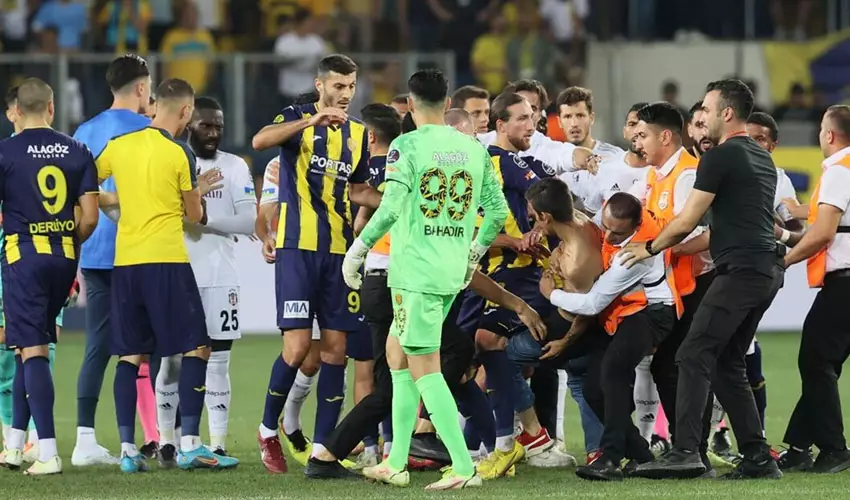 Ankaragücü Başkanı'ndan Beşiktaş taraftarlarına çağrı: Bir milat olacağına inanıyorum