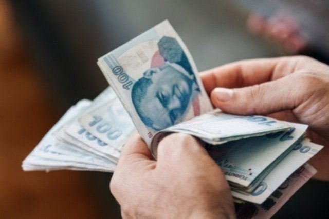 Çalışan emekliye 5 bin TL ikramiye müjdesi! Çalışan ve çiftçi emeklilere 5 bin TL ikramiye ne zaman verilecek?